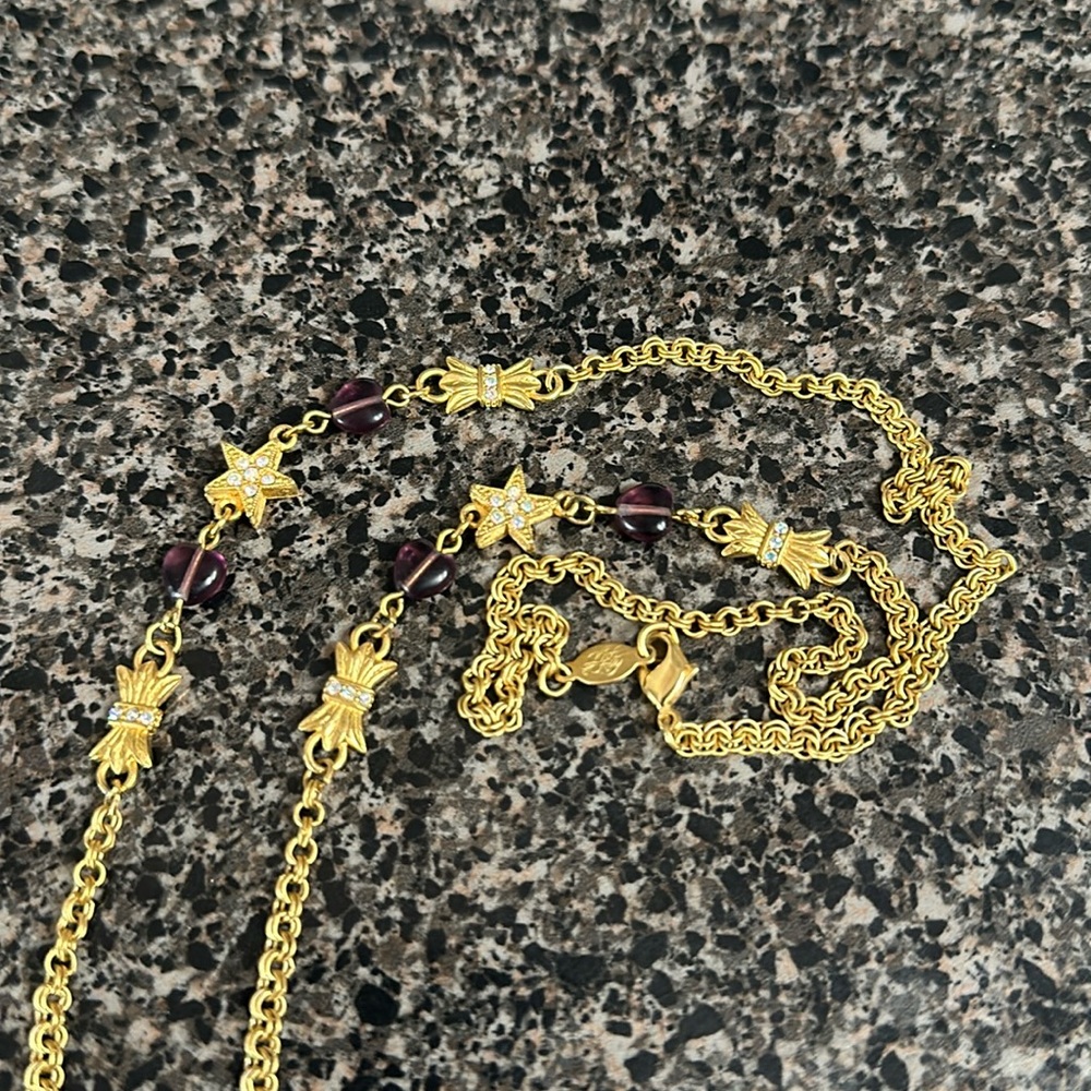 Beautiful gold Kirks Folly necklace